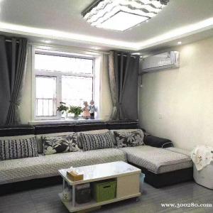 西小区一里70A型三楼72万议精装