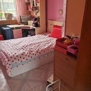 李园小区56二楼1300