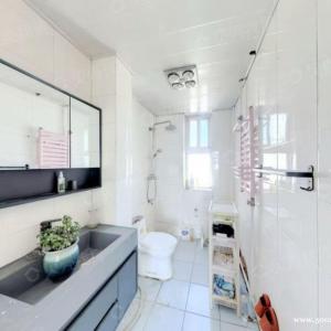 西小区一里70五楼1000