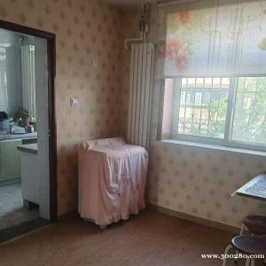 祥和小区56型2楼精装西门1300元包