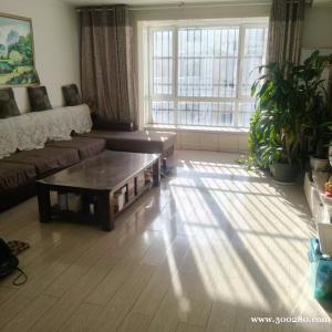 心港假日4期147平3室2厅2卫，中装