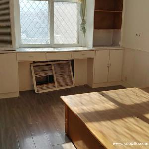 光明里58型2楼36万可议有钥匙采光极佳