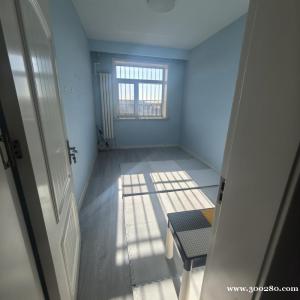 祥和 80A 五楼，位置嘎嘎好，52 可议