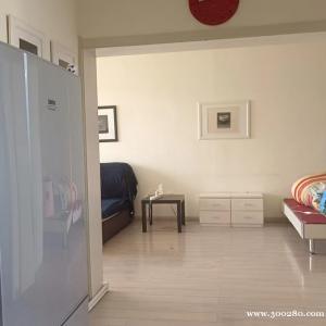 团结村51三楼精装1600