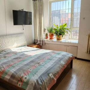 阳光家园三里二楼三室2100