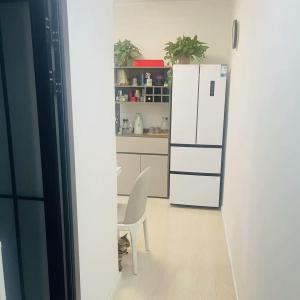 桃园小区69五楼精装1500