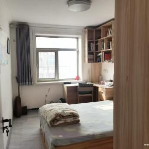 同盛东区80A精装修4楼