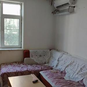 怡然二里80a二楼中装2000包采暖议
