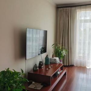 新港一期90㎡3楼73万可议