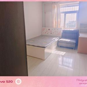 桃园小区56四楼900
